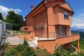 OPATIJA,DOBREĆ- Stan 98,75 m2 s  pogledom na more i bazenom, Opatija - Okolica, Daire