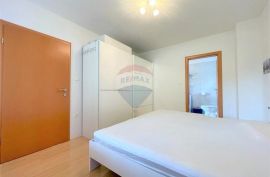 OPATIJA,DOBREĆ- Stan 98,75 m2 s  pogledom na more i bazenom, Opatija - Okolica, Wohnung