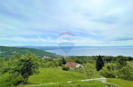 OPATIJA,DOBREĆ- Stan 98,75 m2 s  pogledom na more i bazenom, Opatija - Okolica, Stan