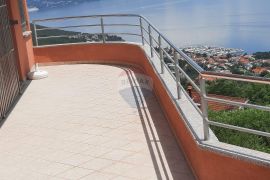 OPATIJA,DOBREĆ- Stan 98,75 m2 s  pogledom na more i bazenom, Opatija - Okolica, Appartement