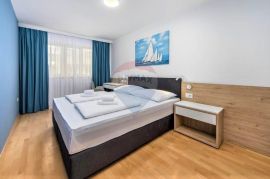 Istra,Umag-Penthouse na ekskluzivnoj lokaciji, Umag, Daire