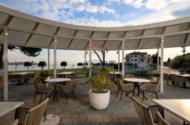 Istra,Umag-Restoran na jednoj od najatraktivnijih lokacija u gradu, Umag, Commercial property