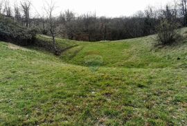 Viškovo, Mladenići, građevinsko zemljište 1040m2, Viškovo, Land