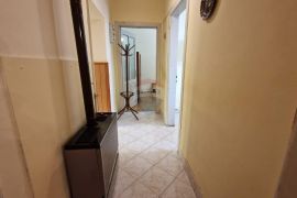 Istra, Pula, veliki stan sa garažom, 3S+DB, Pula, Apartamento