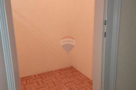 Rijeka, Centar – Poslovni prostor površine 78 m2, Rijeka, Propiedad comercial