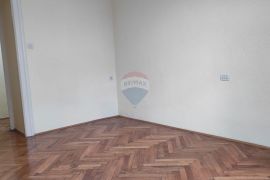 Rijeka, Centar – Poslovni prostor površine 78 m2, Rijeka, العقارات التجارية