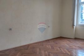 Rijeka, Centar – Poslovni prostor površine 78 m2, Rijeka, Ticari emlak