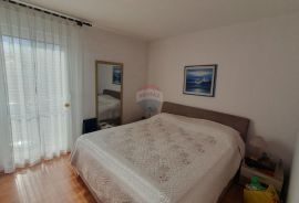 ISTRA, potpuno renoviran trosoban stan, Pula, Appartement