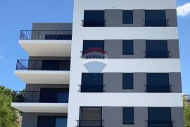 Crikvenica, Crikvenica stan 2S + DB 73m2 u urbanoj novogradnji sa vrtom od 133m2, Crikvenica, Appartment