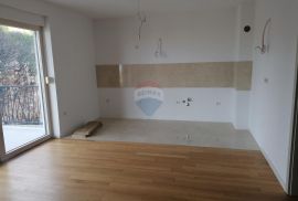 Crikvenica, Crikvenica stan 2S + DB 73m2 u urbanoj novogradnji sa vrtom od 133m2, Crikvenica, Appartment