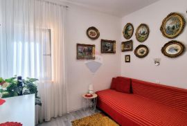 Rovinj - stan 68m2 - četiri spavaće sobe 500m od plaže, Rovinj, Appartment