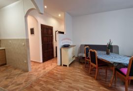 Istra, Rovinj, Stari Grad, stan 3S+DB, Rovinj, Appartement