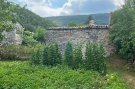 Istra, Ćićarija, autohtona istarska kuća za renovaciju, Lanišće, House