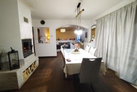 Zagreb, Donji Trpuci, kuća 189 m2 s okućnicom 1187 m2, Brezovica, Casa