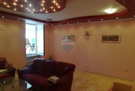 Crikvenica, Crikvenica, stan 107 m2 u strogom centru, Crikvenica, Appartment