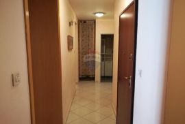 Crikvenica, Crikvenica, stan 107 m2 u strogom centru, Crikvenica, Flat