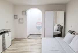 Poreč: Dva stana u prizemlju odlična lokacija, Poreč, Appartment