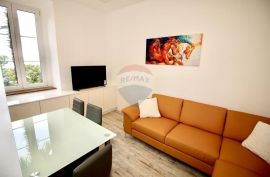 OPATIJA,LOVRAN- 1.red do mora, stan 35 m2, balkon, parking, pogled na more, Lovran, Kвартира