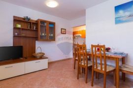 Istra, Novigrad - Dvosoban stan 700 metara do mora, Novigrad, Wohnung