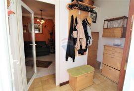 Rovinj,odličan stan s puno dnevnog svjetla 70m2 u blizini parka šume Zlatni Rt, Rovinj, Appartement