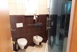 Ista, Medulin, apartmanska kuća sa bazenom 150m od mora, Medulin, بيت