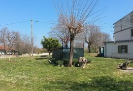 Istra, Sveti Lovreč okolica autohtono imanje sa velikom okućnicom, Sveti Lovreč, Haus