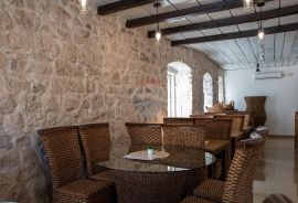 Rab, Centar, Restoran s terasom 150m2, Rab, Коммерческая недвижимость