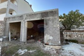 Vrsar - jedinstvena ponuda, kuća u gradu sa 600 m2 okućnice, Vrsar, House