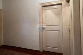 Vrsar - jedinstvena ponuda, kuća u gradu sa 600 m2 okućnice, Vrsar, House