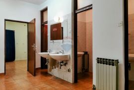 KASTAV, Matulji, poslovni prostor 258m2 na odličnoj lokaciji!, Kastav, Commercial property