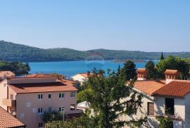 Istra, Medulin, hotel sa 20 soba i dvosobnim stanom i pogledom na more, Medulin, Haus