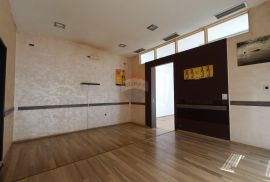 Rijeka, Hosti, poslovni prostor 84m2 u prizemlju, Rijeka, Commercial property