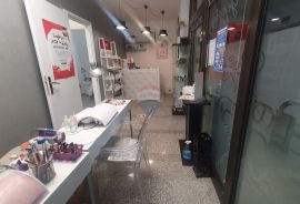 Istra, Pula,  poslovni prostor 109 m2, Pula, Immobili commerciali