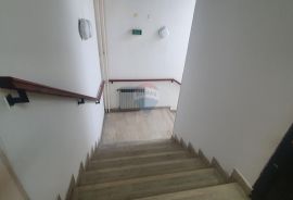 Istra, Pula,  poslovni prostor 109 m2, Pula, Propriedade comercial