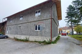 Delnice - centar novogradnja 270 m2 sa okućnicom 117 m2 - Prilika za investitore, Delnice, Σπίτι