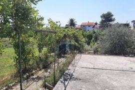 RAB, BARBAT - kućica i započeta gradnja u blizini mora, Rab, Maison