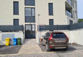 Poreč: Moderan stan 92 m 2 s bazenom izvrsne lokacije, Poreč, Appartement