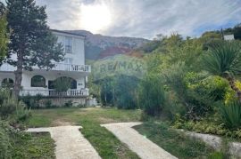 Otok Krk, Baška - Batomalj, dvojna kuća, 300 m2, Baška, Maison