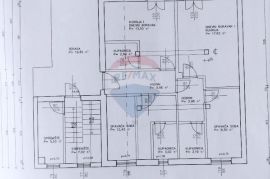 N.Vinodolski, Apartmanska zgrada s poslovnim prostorom, 400 m od mora!, Novi Vinodolski, Ev