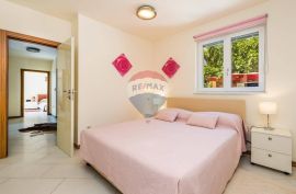 OPATIJA - penthouse s vrtom, panoramski pogled, Opatija, Kвартира