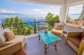 OPATIJA - penthouse s vrtom, panoramski pogled, Opatija, Flat