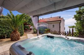 OPATIJA - penthouse s vrtom, panoramski pogled, Opatija, Daire