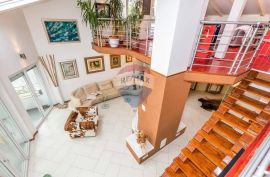 OPATIJA - penthouse s vrtom, panoramski pogled, Opatija, Kвартира