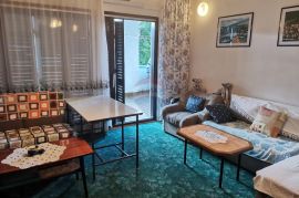 DRAMALJ - 2 stana s vrtom i parkingom, Crikvenica, Appartment