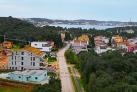 Rovinj,ROVINJ DREAM PROJECT-stan u modernoj novogradnji,prizemlje+parking mjesto+vrt200m2-500m od mora, Rovinj, Appartamento