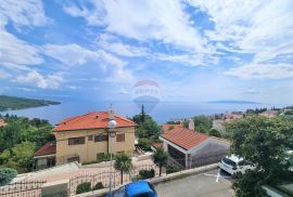 OPATIJA, VOLOSKO- prekrasan stan 121,35 m2, garaža, balkon, pogled na more, Opatija, Apartamento