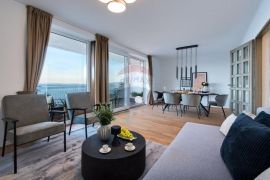 OPATIJA, VOLOSKO- prekrasan stan 121,35 m2, garaža, balkon, pogled na more, Opatija, Flat