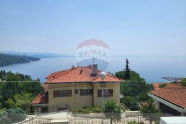 OPATIJA, VOLOSKO- prekrasan stan 121,35 m2, garaža, balkon, pogled na more, Opatija, Daire