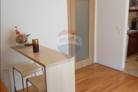 Pula, dvosoban stan u novogradnji, Pula, Apartamento