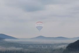 Gorski Kotar - Vrbovsko / kuća sa velikom okućnicom, Vrbovsko, Дом